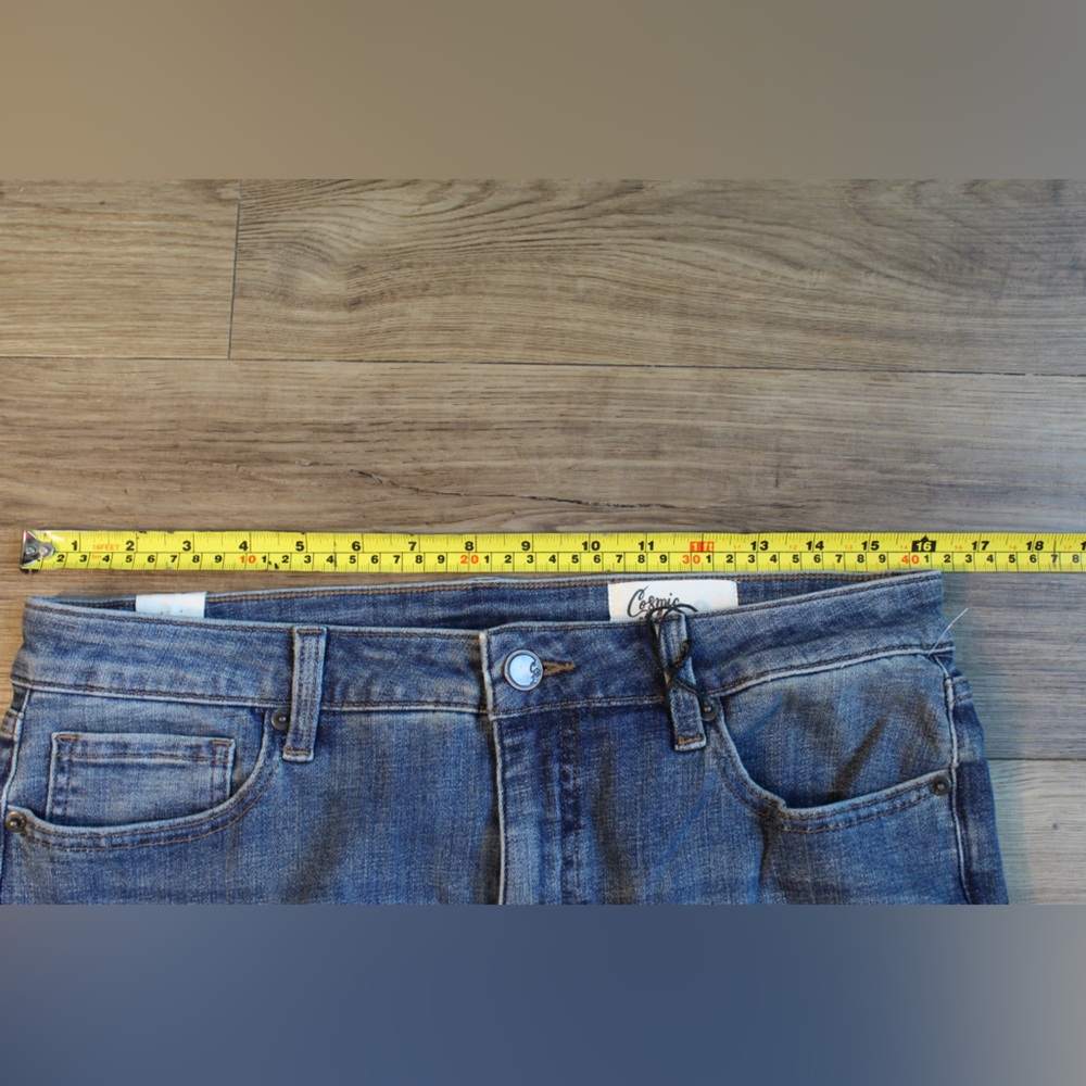 Cosmic Blue Love Women’s Jeans Guthrie Wash Straight Leg Size 32T NWT - Picture 7 of 9